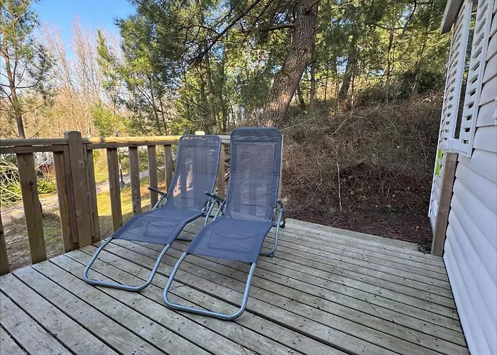 Camping Au Coeur De La Pinède Camiers